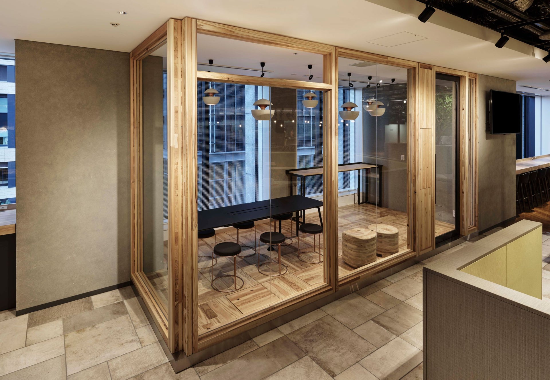 ファーストビューの画像